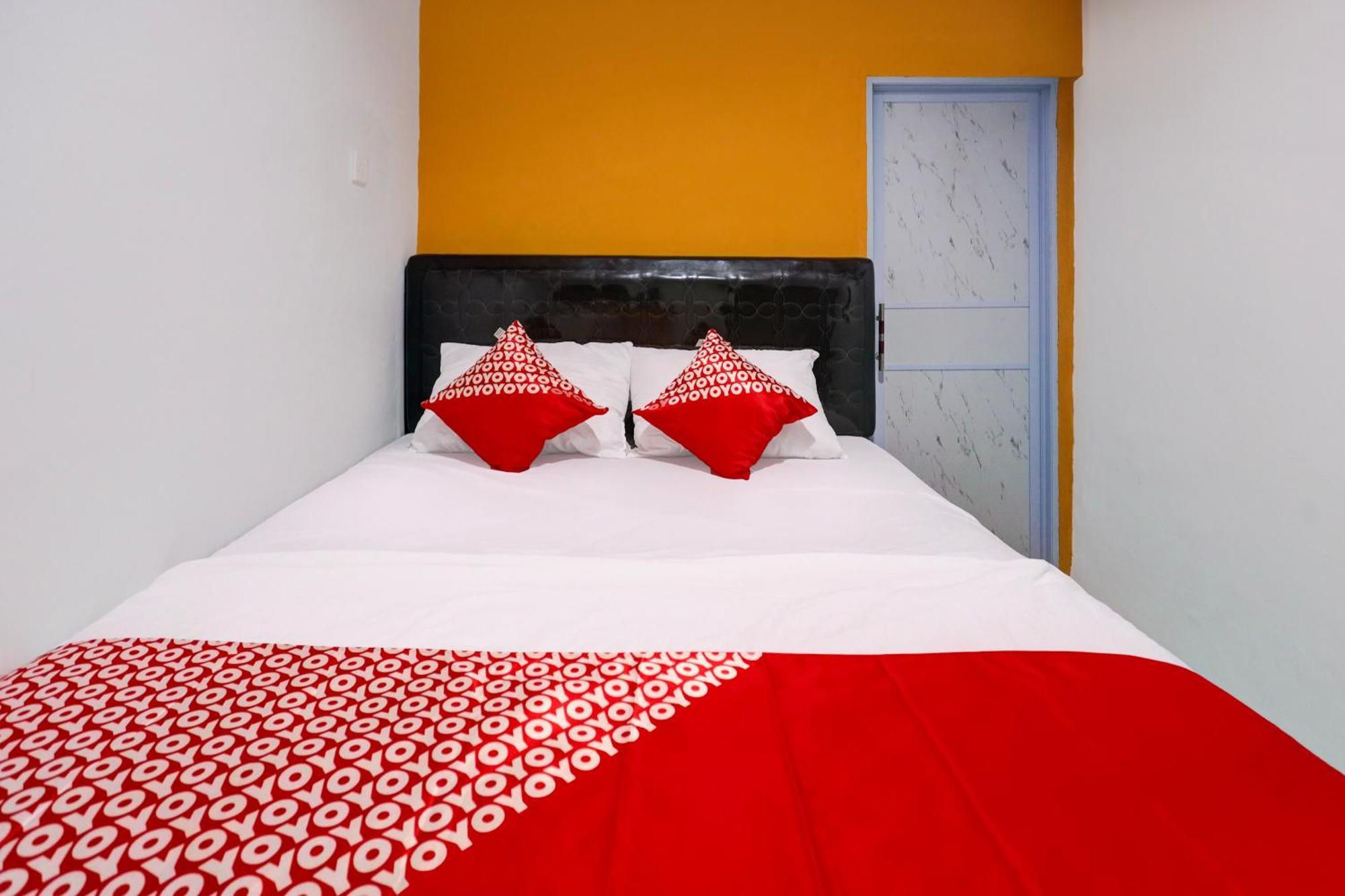 Super Oyo Capital O 93076 Batam Backpacker Guesthouse 2 Pembunuh Ngoại thất bức ảnh
