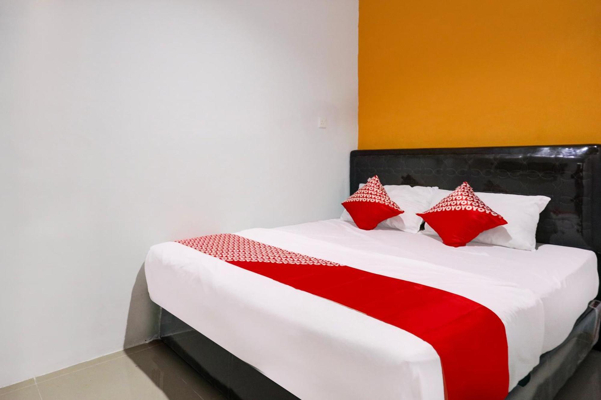 Super Oyo Capital O 93076 Batam Backpacker Guesthouse 2 Pembunuh Ngoại thất bức ảnh