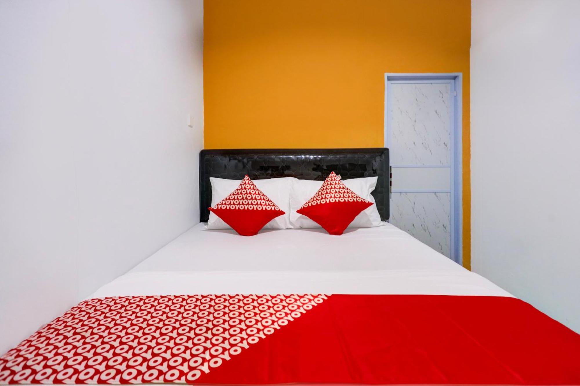 Super Oyo Capital O 93076 Batam Backpacker Guesthouse 2 Pembunuh Ngoại thất bức ảnh